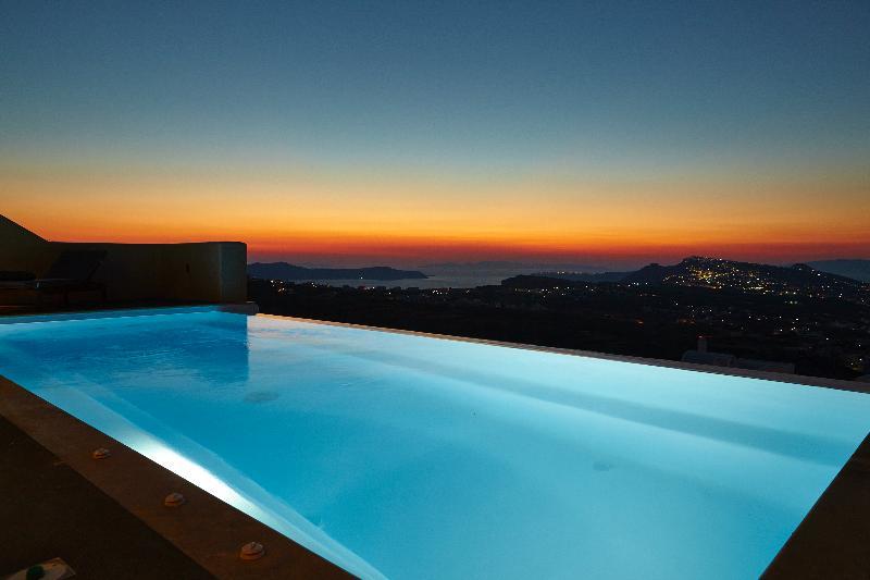 North Santorini A Luxury Spa Hotel Pýrgos Exteriér fotografie