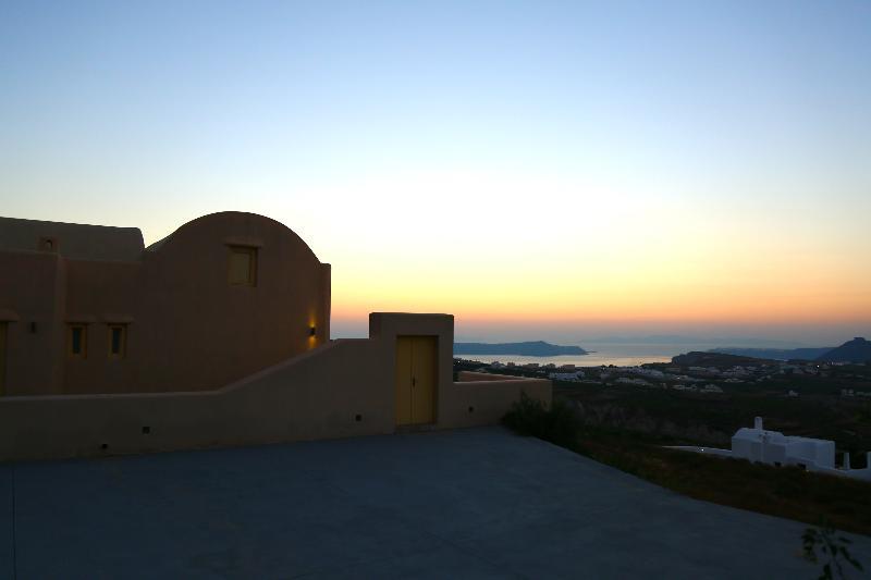 North Santorini A Luxury Spa Hotel Pýrgos Exteriér fotografie